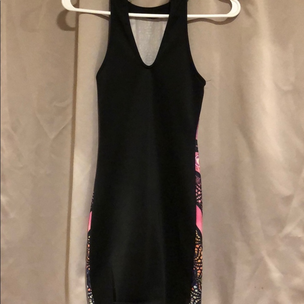 Patterned Bodycon Dress - Picture 4 of 4